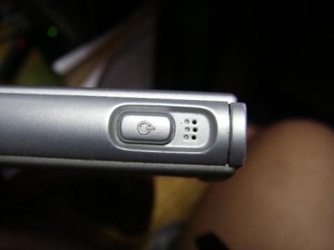 電源スイッチとマイク