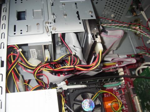 綺麗な配線、さすがBTO