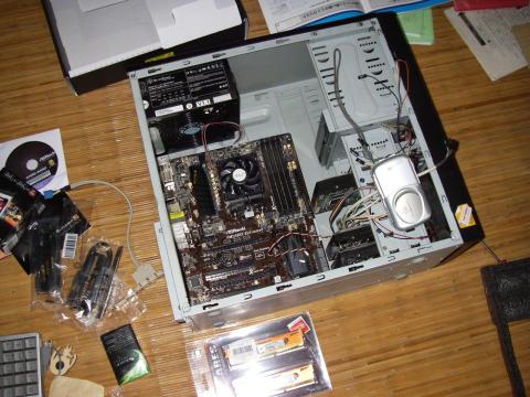 写真下が例の物です。