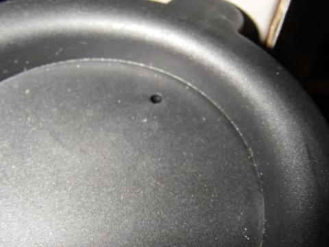 通排気口が空いています。