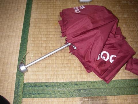 なんと、軸部分がアルミニウム製です。