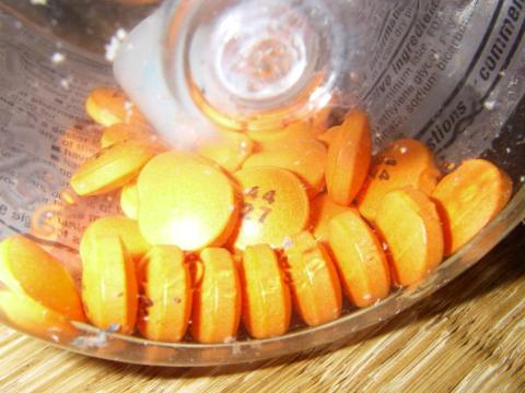 どうも外国の色彩センスは目を疑うものがあります。