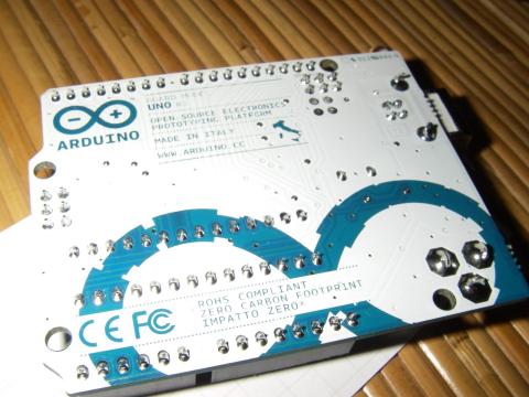 裏面のシルク印刷も素敵。