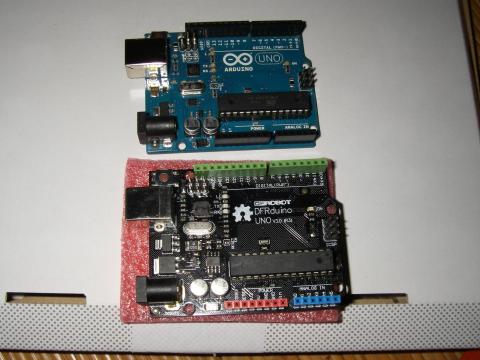 電圧レギュレータ比較