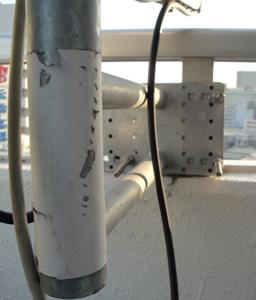 シールは購入当時に剥がれなかったので放置したものです