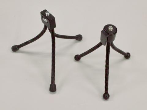 脚の曲がり方に無理が...あと、ゴムの形状も一考する余地がありますね。