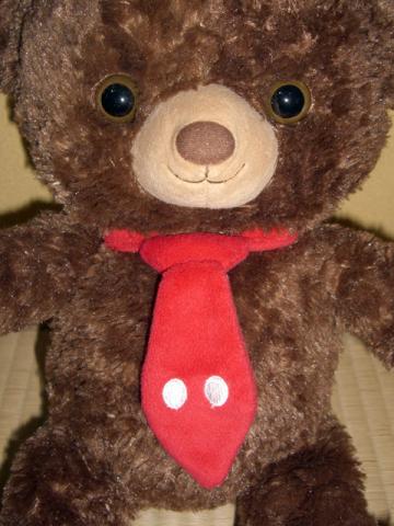 赤フンもとい、赤ネクタイがオシャレですw