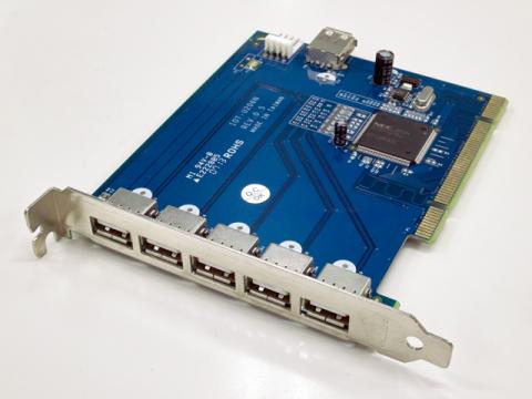 この深いブルーが良いですねぇ...