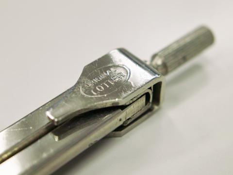 『ORIGINAL LOTTER』と刻印されています。