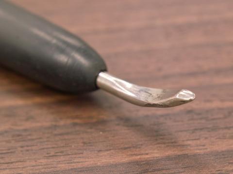 ヘラのような形状の方