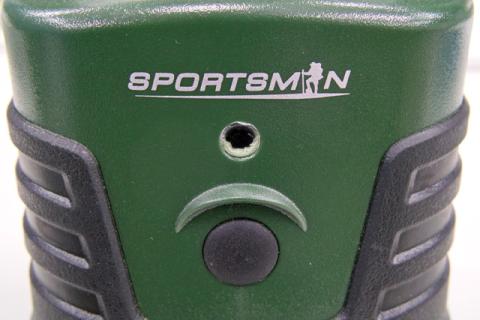 識別表示の窓のバリなのか、或いは接着痕が汚い...