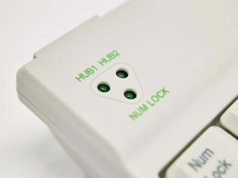 使用時にLEDが点灯します(未確認w)