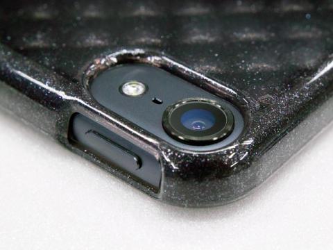 ボタンの保護やカメラレンズの突起(段差)もカバーできます!