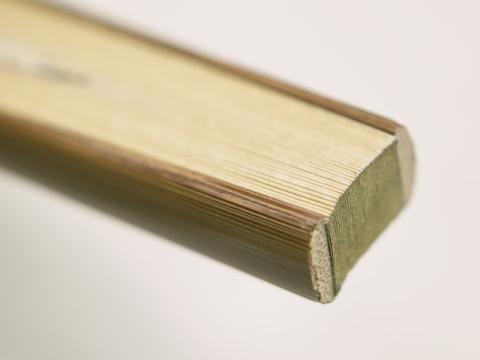 ピシッと揃った先端。ここもゴールドw