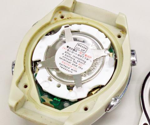 全てを元通りに戻して電池交換完了!