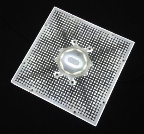 ピカーっ! って程じゃない...