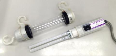 カバーを外すとランプ交換ができます。(このまま点灯も可能)