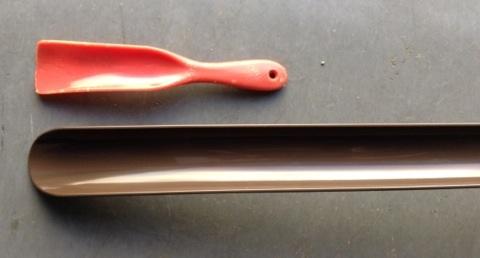 雨どいに見えなくもないですが…