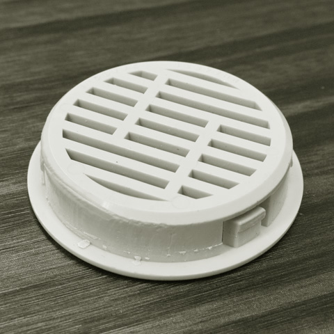 厚い方が作りが細かい。