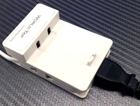 二つ目は短辺側の側面にあります。