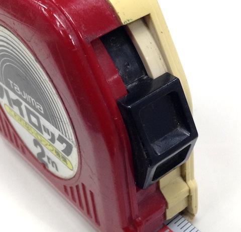 ロックしている状態(元のクリーム色がチラっと見えますね)