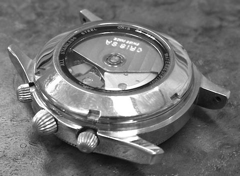 裏スケルトンのガラスは無傷です!w