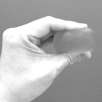 そして、これが「つまむ」