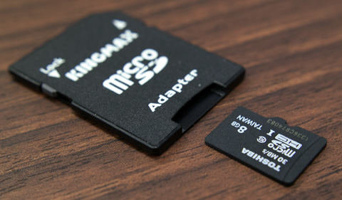 SDカードアダプターに、