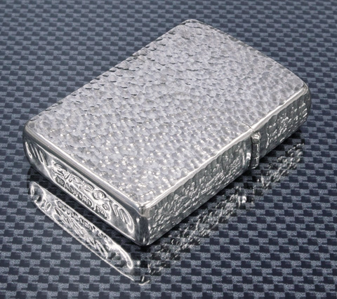 元の姿に戻りました。