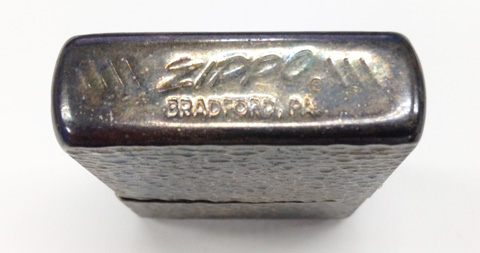 底部には1983年製の刻印が入っています。