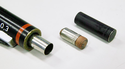 この消しゴムを見ると何だかとても懐かしい感じがしますね^_^;