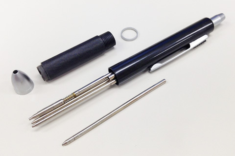 分解した様子/どこにもメーカー名や品番の記載はありません...