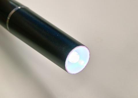 実際の色もこんな感じに見えます。