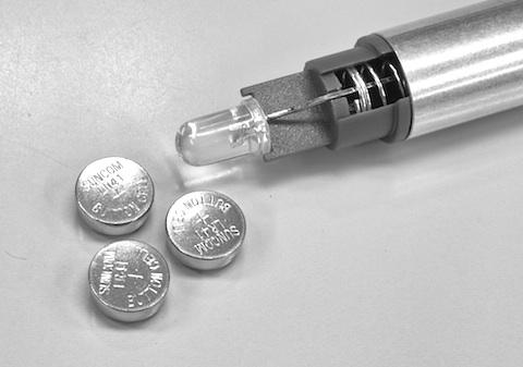 LR41が3個必要となります。ちょっと半端...