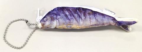 ボールチェーンが付いているので、どこでもぶら下げられます。