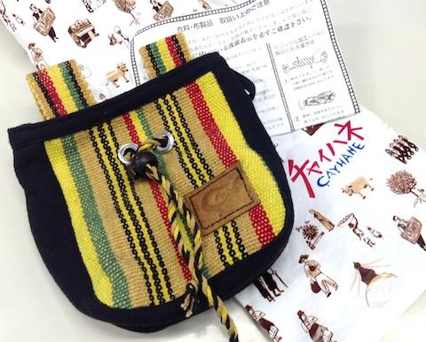 この手の製品には取扱説明書が付いてきます。