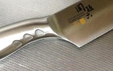 アゴの部分の角度が緩やかなので...