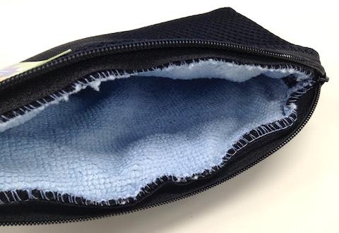 このガッカリ感。。。そもそも縫い糸は黒い方が良かったのでは??