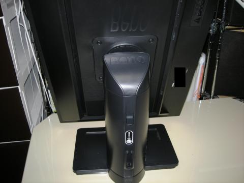 後姿はこんな感じ