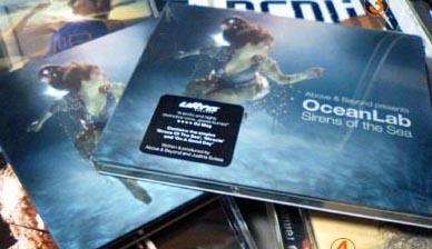 紙ジャケット仕様 感動して二枚も買ってしまった。