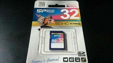 爽やかなパッケージデザインが特徴的です。