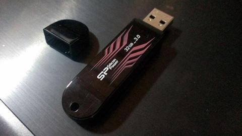 見た目も地味で特にカッコいいデザインではないw