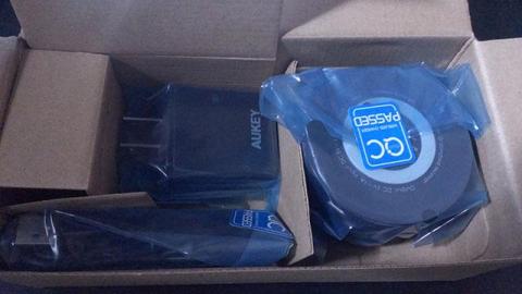 充電アダプター付きのお得パック