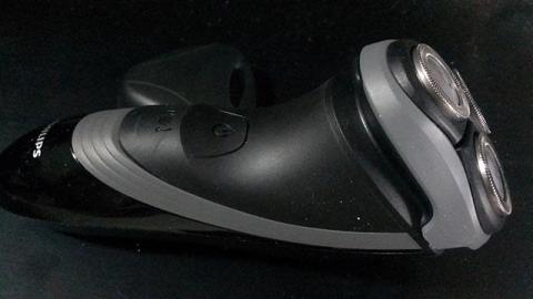 持ちやすいエルゴノミクスデザイン