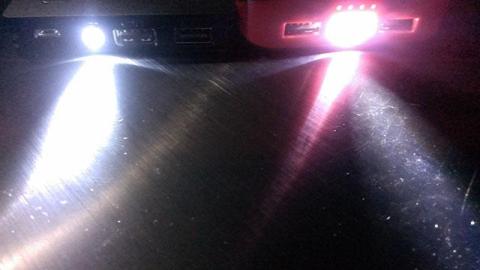 1200mAhモデルと明るさは同じ