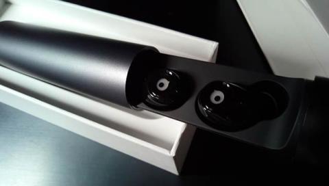 この軽さで長時間高音質を楽しめる