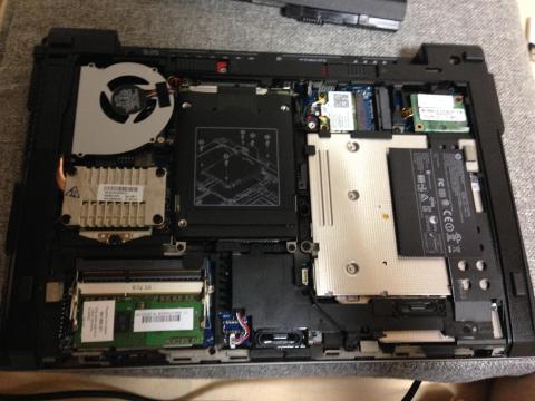 ノートパソコン拡張マニアなら納得の内部構造