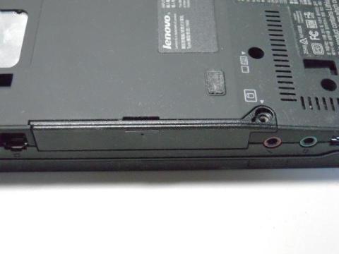 HDDが取り付けられている場所