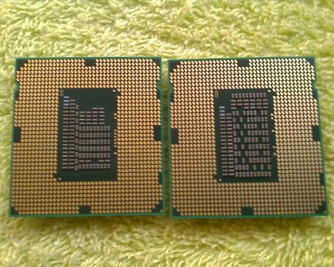 Core i3-2120 と Core i5-2500T 裏