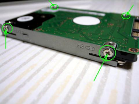 HDDマウンタネジ